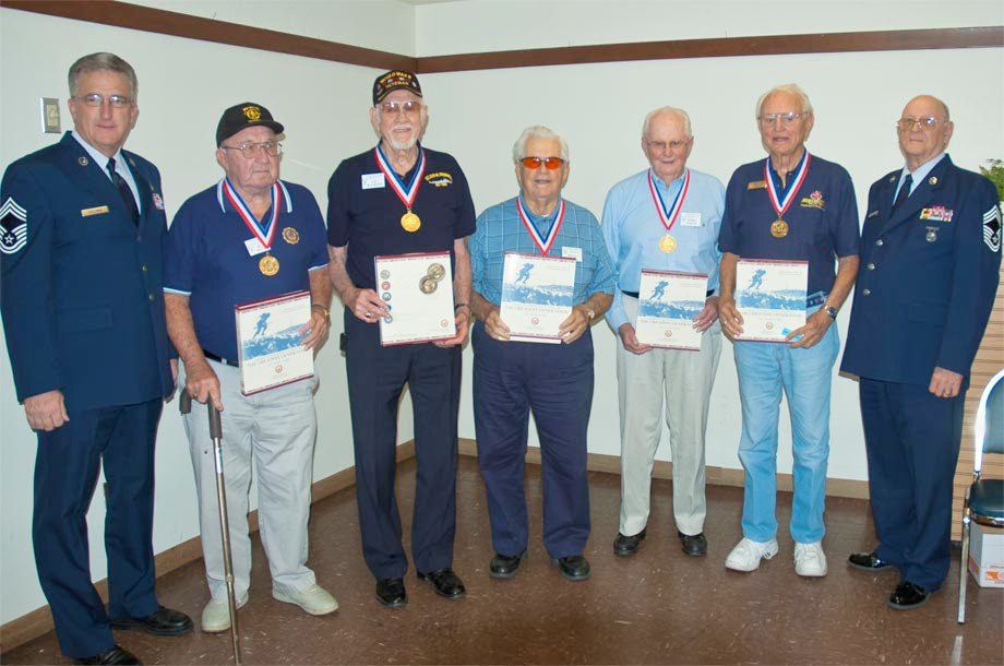 Group photo of WWII veterans honored at Twain Harte Branch 172 ceremony on November 6, 2014